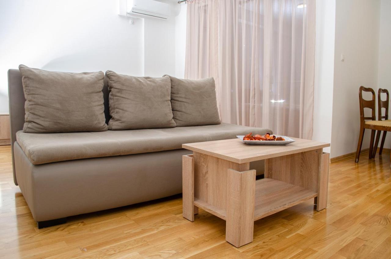 Villa Re3Ca Skopje Bagian luar foto